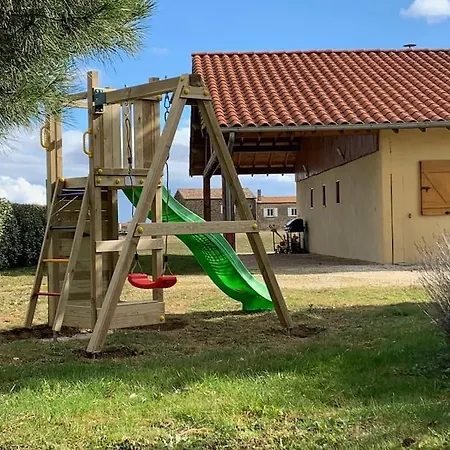 Сasa de vacaciones Gite Chaleureux En Ardeche Verte Cheminas