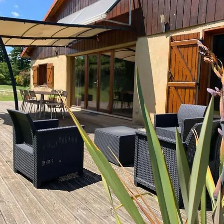 Сasa de vacaciones Gite Chaleureux En Ardeche Verte *