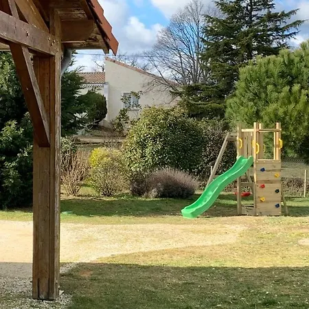 Сasa de vacaciones Gite Chaleureux En Ardeche Verte *